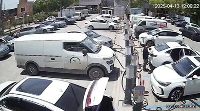 Když si spletete brzdu s plynovým pedálem