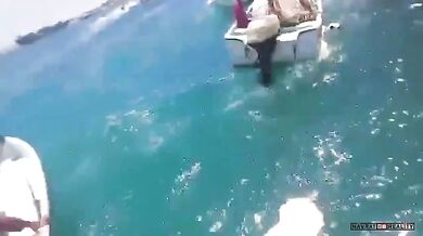 Přetížená loď s ovcemi se převrátila u Jemenu