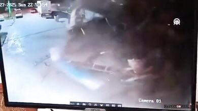 Sesuv půdy zabil muže a dvě dcery v Turecku