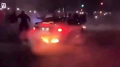 Jak si připálit zadek během nelegálního pouličního driftování