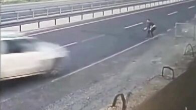 Jak se úspěšně dostat přes policejní pás s hřeby