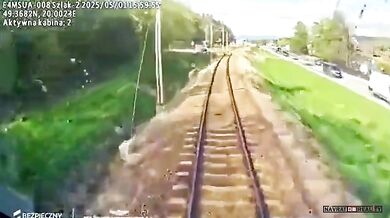 Nehoda na železničním přejezdu v Polsku