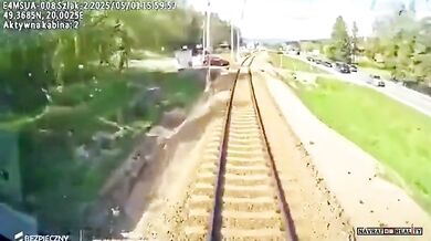 Nehoda na železničním přejezdu v Polsku