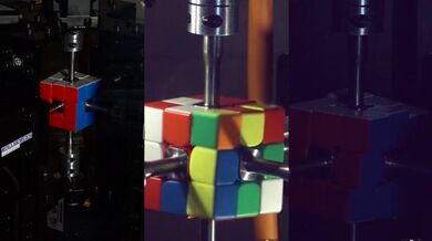 Nejrychlejší robot složil Rubikovu kostku za 0,103 sekundy