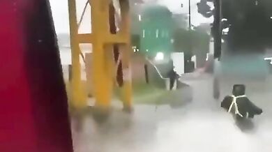 Road rage mezi řidičem tahače a motorkářem