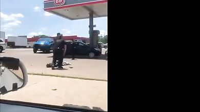 Kontroverzní zásah policie v Missouri: Policejní pes pokousal ozbrojeného muže