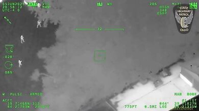 Opilá řidička zatčena po honičce na dálnici I-75, která skončila převrácením vozidla