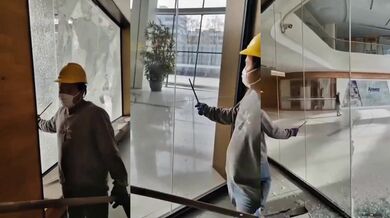 Zřejmě s ním vyjebal jeho šéf...