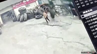 Výbuch pneumatiky během hustění