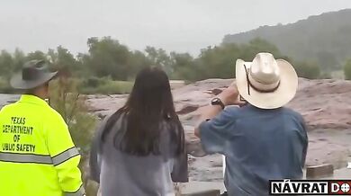 Katastrofální bleskové povodně v Texasu si vyžádaly desítky obětí