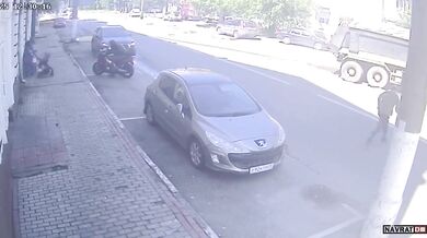 Dítě uniklo smrti jen o vlásek...