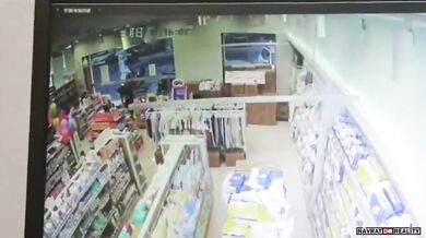 Vzala své dítě na poslední chvíli...