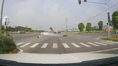 Motonehoda na křižovatce