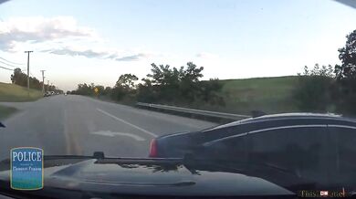 Divoká honička mezi Wisconsinem a Illinois: Řidič prchal před policií a narážel do aut