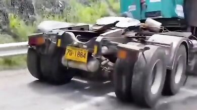 Kdo zapomněl zatáhnout ruční brzdu...?