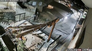 Náklaďák s poruchou brzd naboural do aut v Tocos do Moji