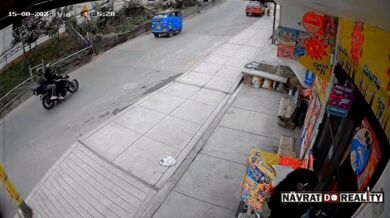 Tragická nehoda nákladního vozu s plynovými lahvemi v Comasu