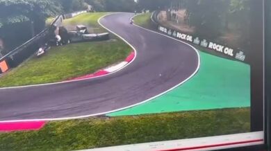 Nehoda motocyklového závodníka Gabriele Giannini na trati