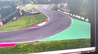 Nehoda motocyklového závodníka Gabriele Giannini na trati