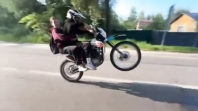 Pokus o wheelie
