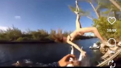 Fail při skoku do vody z houpačky