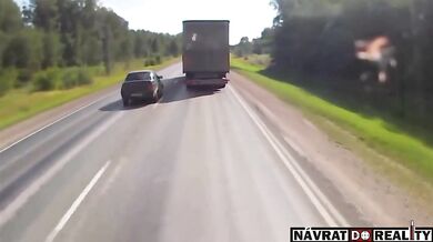 Nehoda při předjíždění