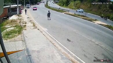 Zapomenutí zatažení ruční brzdy