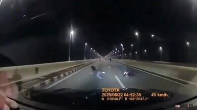 Nechtěný skok na motorce