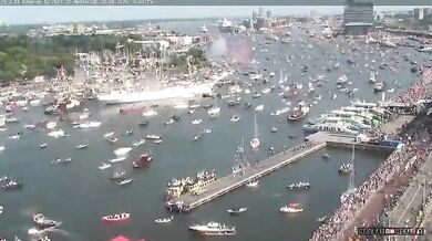 Amsterdam zaplavily lodě: SAIL Amsterdam 2025 slaví jubileum