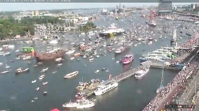 Amsterdam zaplavily lodě: SAIL Amsterdam 2025 slaví jubileum