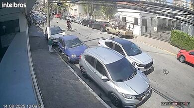 Auto v Brazílii po přejezdu retardéru letělo vzduchem