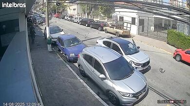 Auto v Brazílii po přejezdu retardéru letělo vzduchem