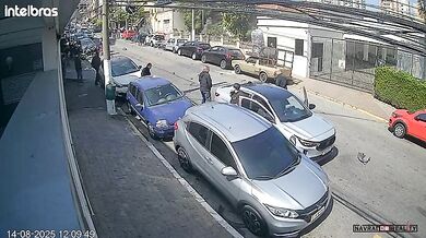 Auto v Brazílii po přejezdu retardéru letělo vzduchem