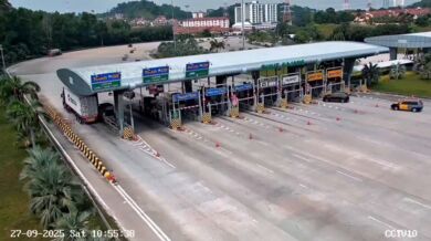 Tragická nehoda v Kajangu: zemřelo roční dítě, dalších osm lidí bylo zraněno