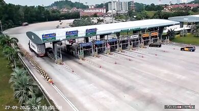 Tragická nehoda v Kajangu: zemřelo roční dítě, dalších osm lidí bylo zraněno