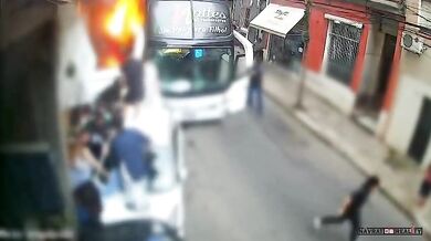 Nehoda autobusu bez řidiče v Porto Alegre