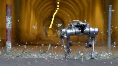 Čínský robot Stellar Explorer zvládne jakýkoli terén