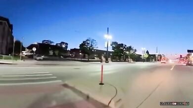 Řidič bez řidičáku a pojištění havaroval a zázrakem vyvázl bez zranění