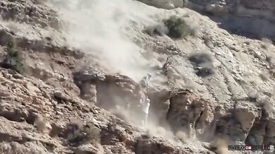 Dva freestyle jezdci skončili v nemocnici po těžkých pádech na Red Bull Rampage