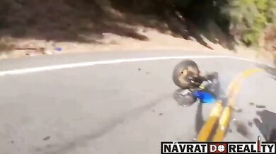 Řetězová nehoda motorkáře