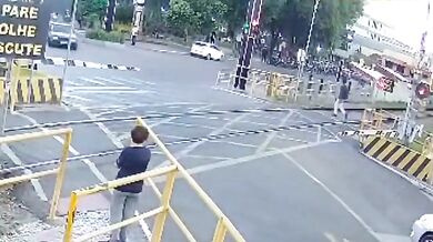 Nehoda na železničním přejezdu