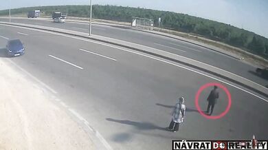 Nezodpovědný chodec způsobil nehodu na silnici v Baku