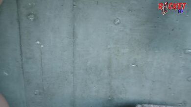 Přírodní prsatka stříká a chčije na BBC