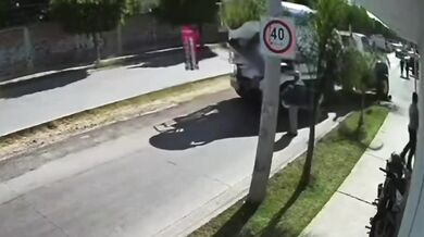 Tragická smrt mladíka po střetu s míchačkou v Leónu