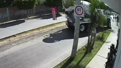 Tragická smrt mladíka po střetu s míchačkou v Leónu