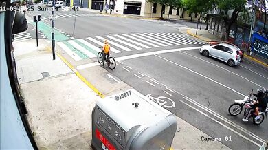 Ruská cyklistka v Buenos Aires statečně zneškodnila útočníka při pokusu o loupež