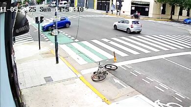 Ruská cyklistka v Buenos Aires statečně zneškodnila útočníka při pokusu o loupež