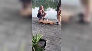 Jeho vlastní předpověď, že přijde o prsty, se zřejmě naplnila…