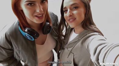 Sex na párty s prsatou zrzkou Minou Von D