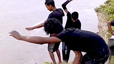 Blbnutí mladých Indů